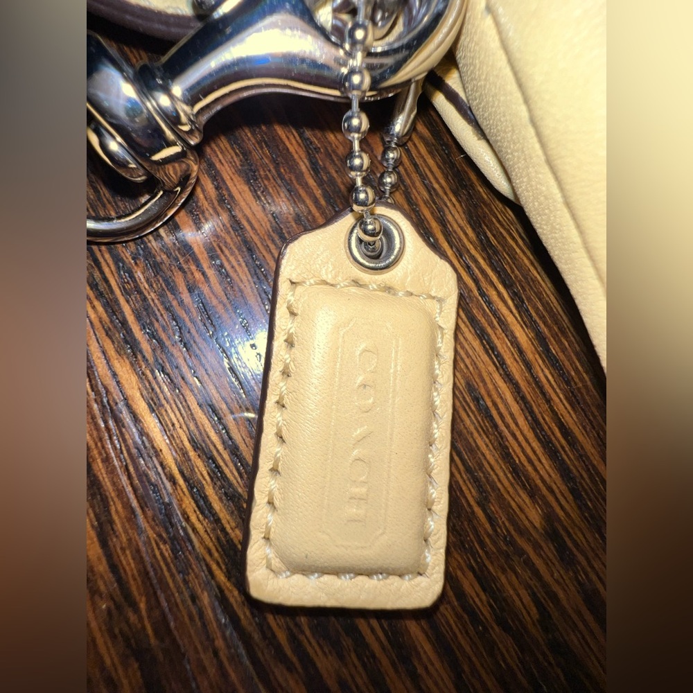 Coach Yellow Wristlet - Picture 5 of 6